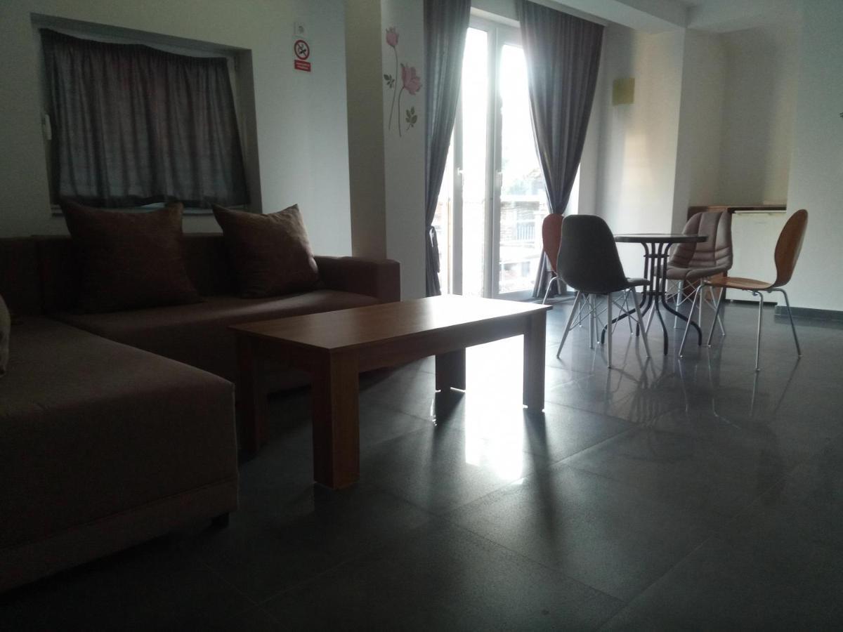 Yard House Trpejca Hotell Ohrid Eksteriør bilde