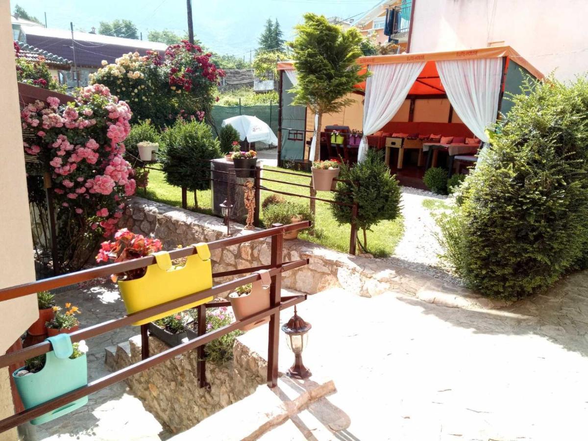 Yard House Trpejca Hotell Ohrid Eksteriør bilde